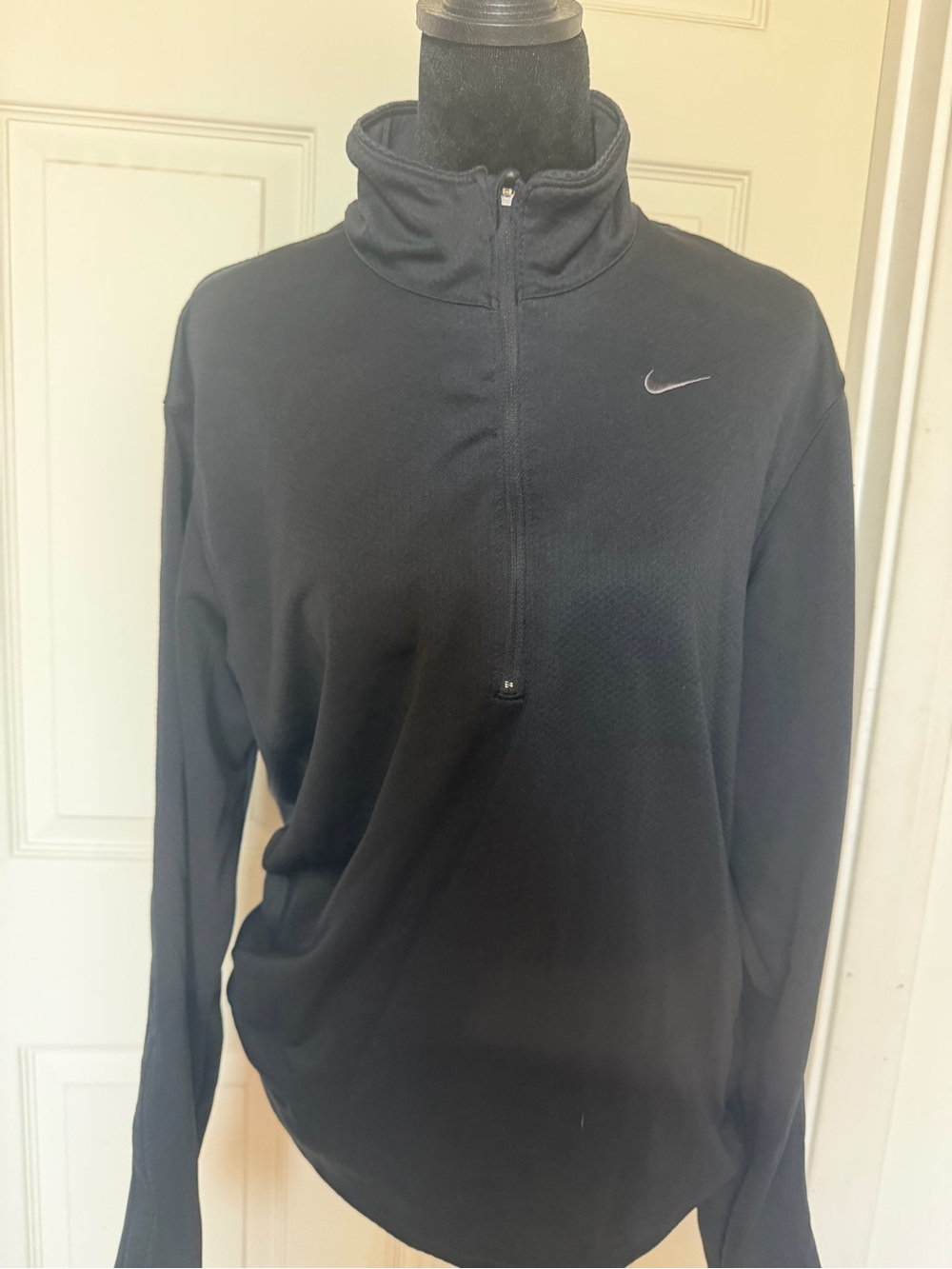 Nike Women's Black Half-Zip Athletic Pullover Jacket